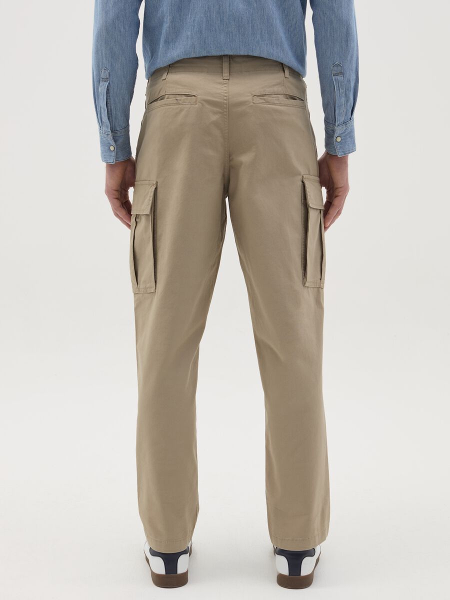 Cargo trousers with internal drawstring_2