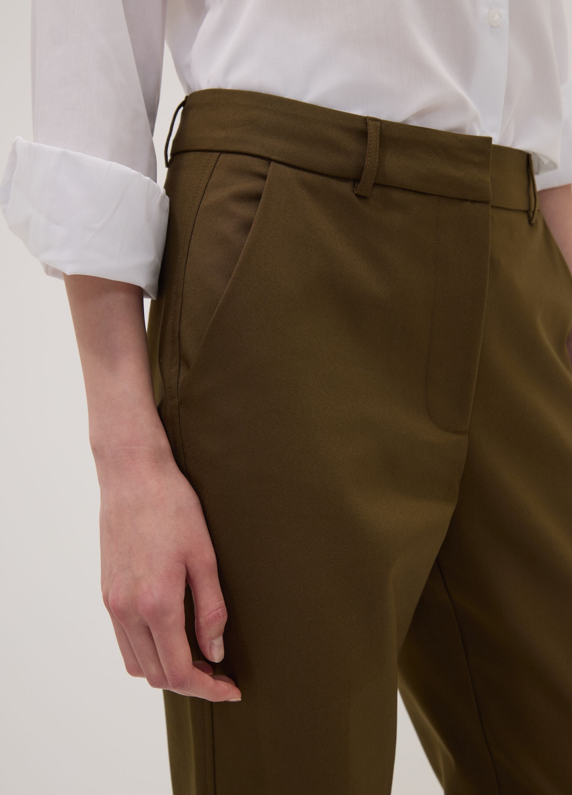 Pantaloni verdi in cotone elasticizzato slim