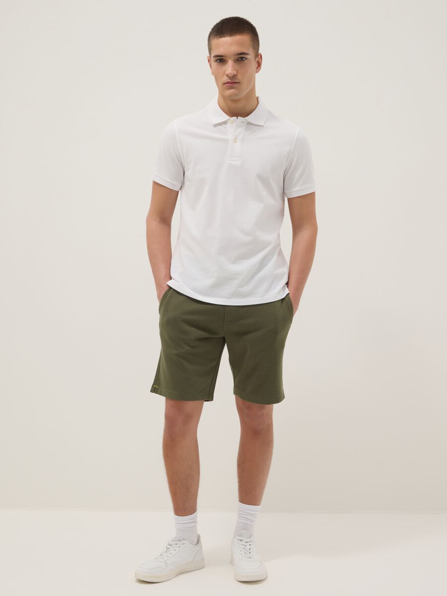 Bermuda verdi in misto cotone con vita elasticizzata_0