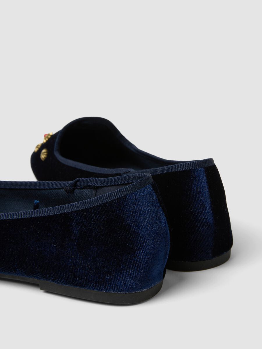 Friulane blu con applicazioni gioiello dorate_2