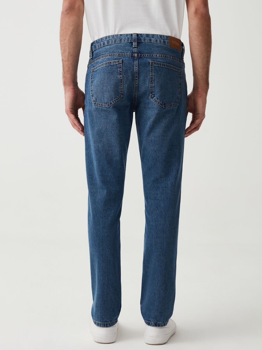 Slim-fit jeans with five pockets_2
