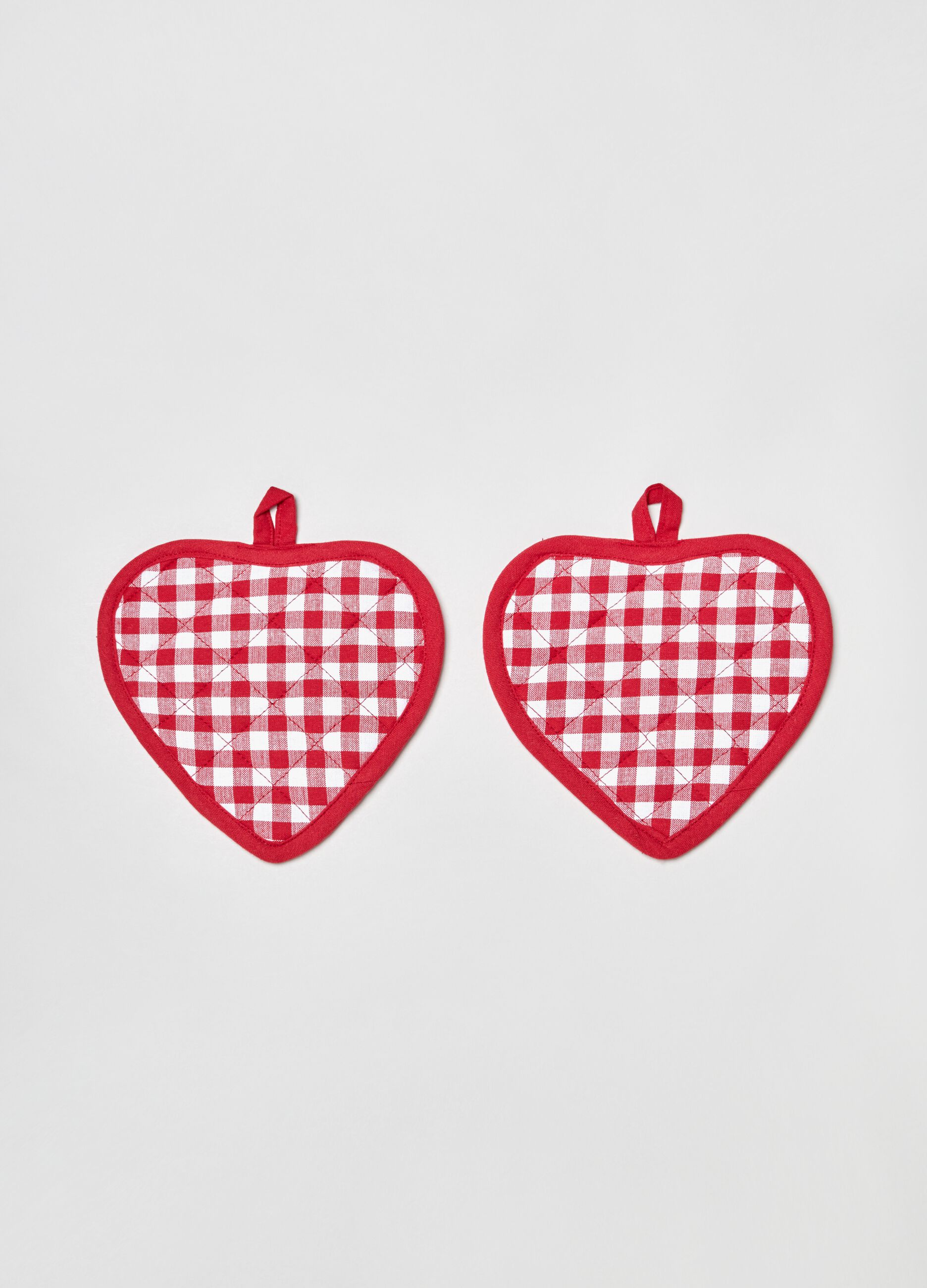Set 2 heart-shaped gingham pot holders