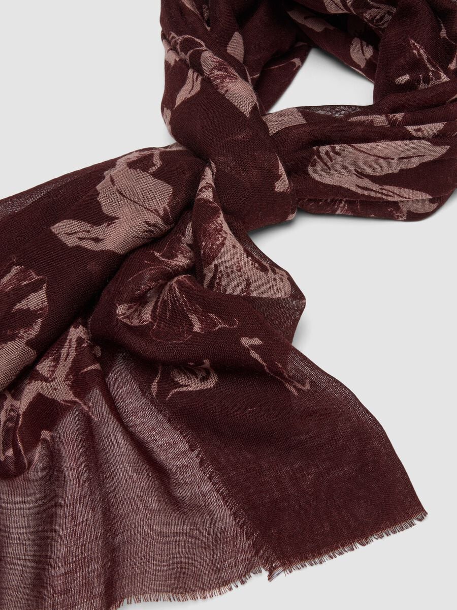 Brown wool-blend scarf with floral pattern_2