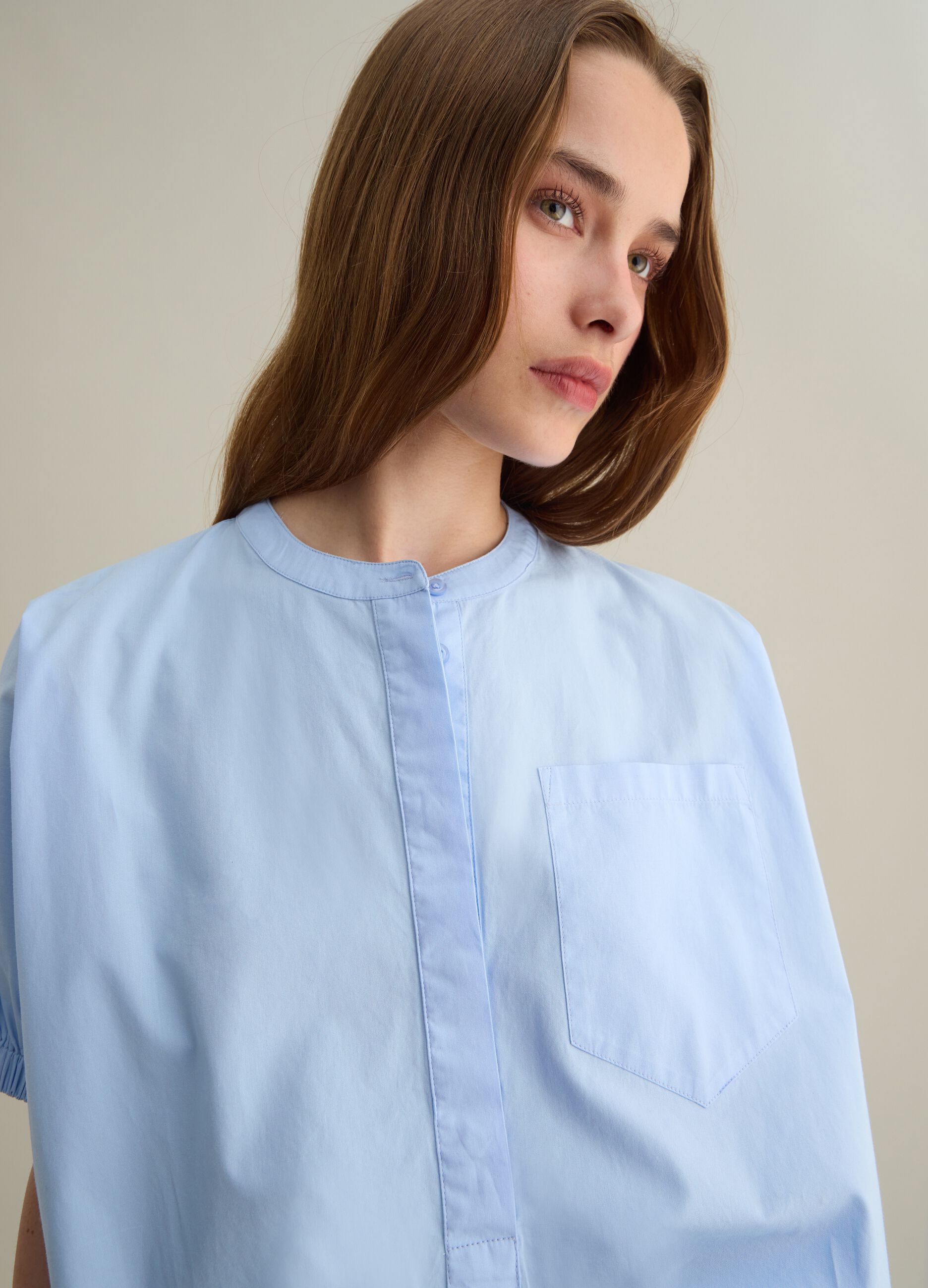Oversized women’s shirt in light blue 100% cotton