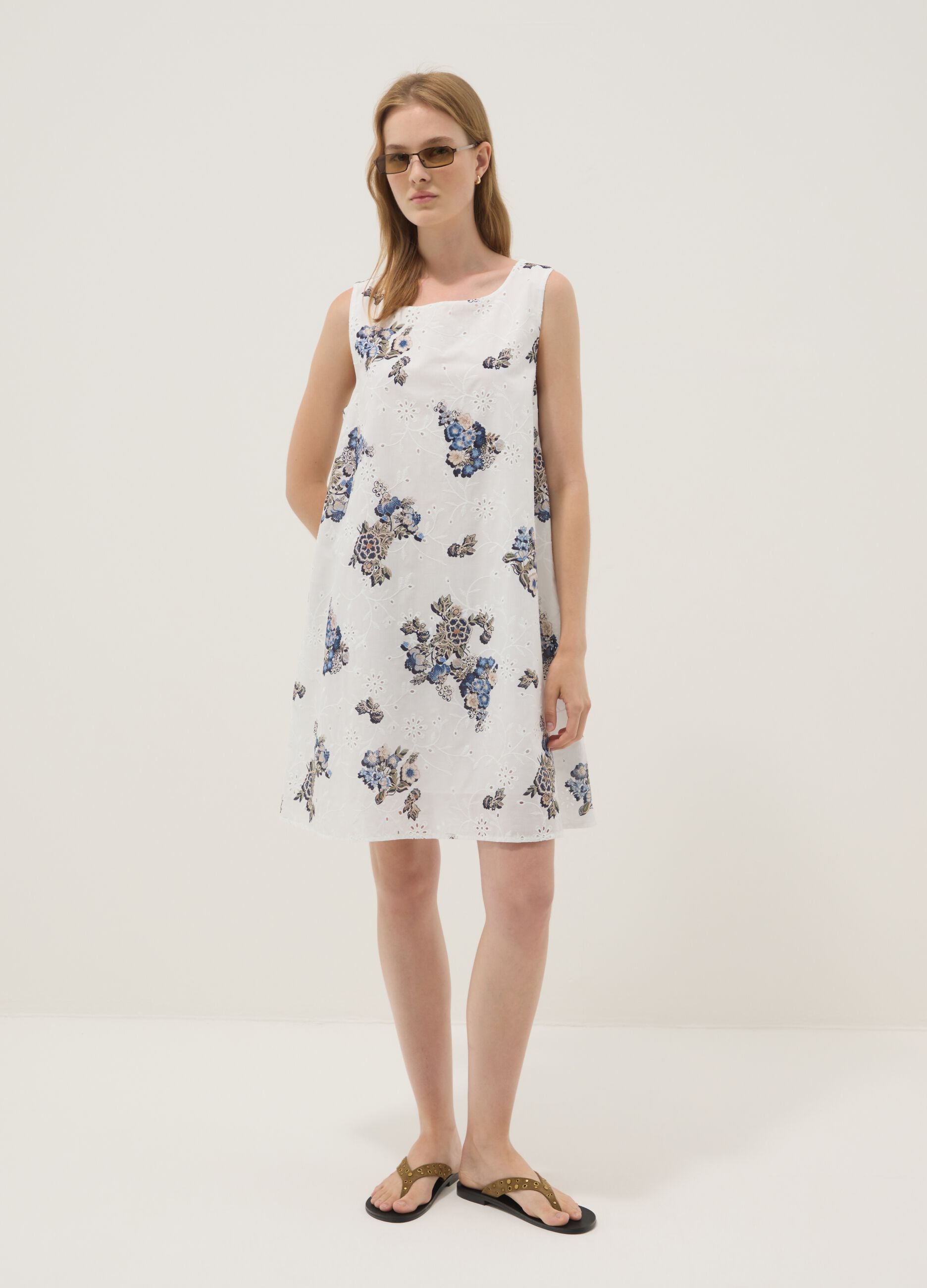 White pure cotton mini dress with floral print