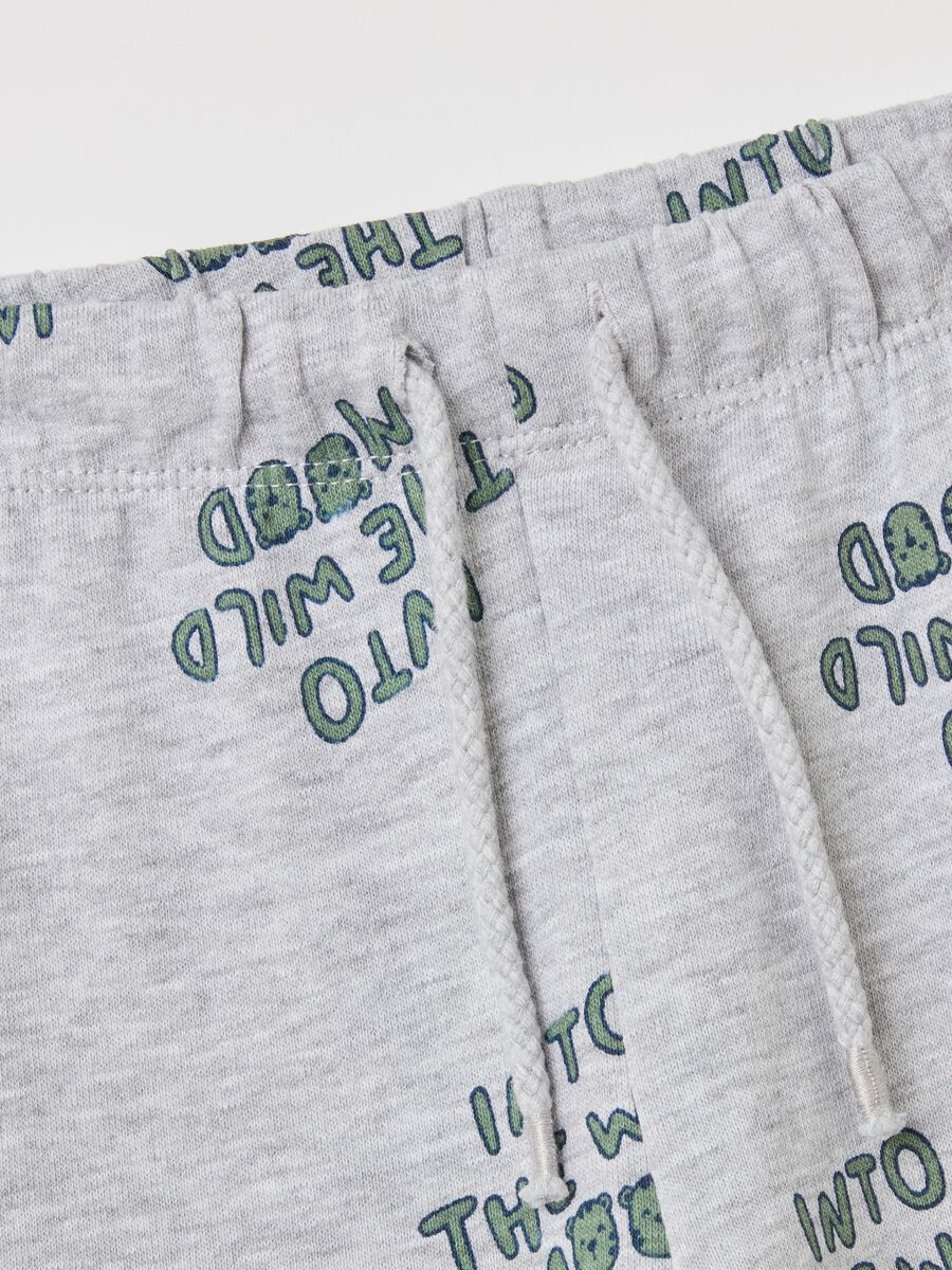 Joggers con profili elasticati stampa "Into the wild mood"_2
