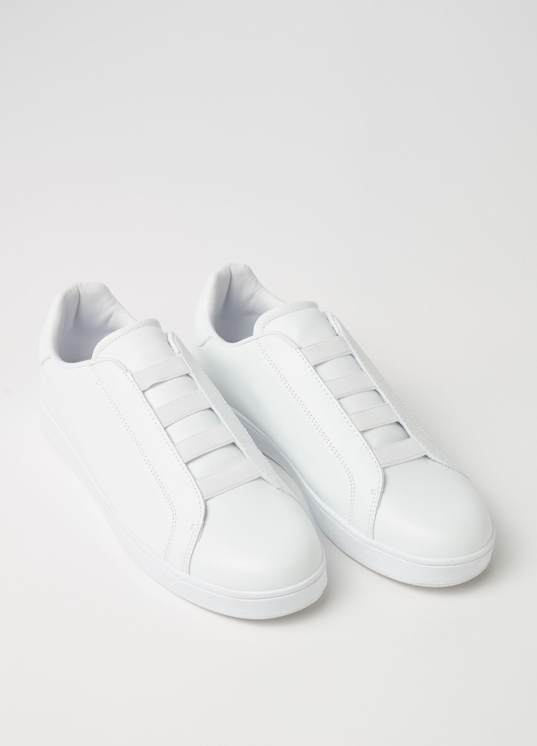 Sneakers con elastici