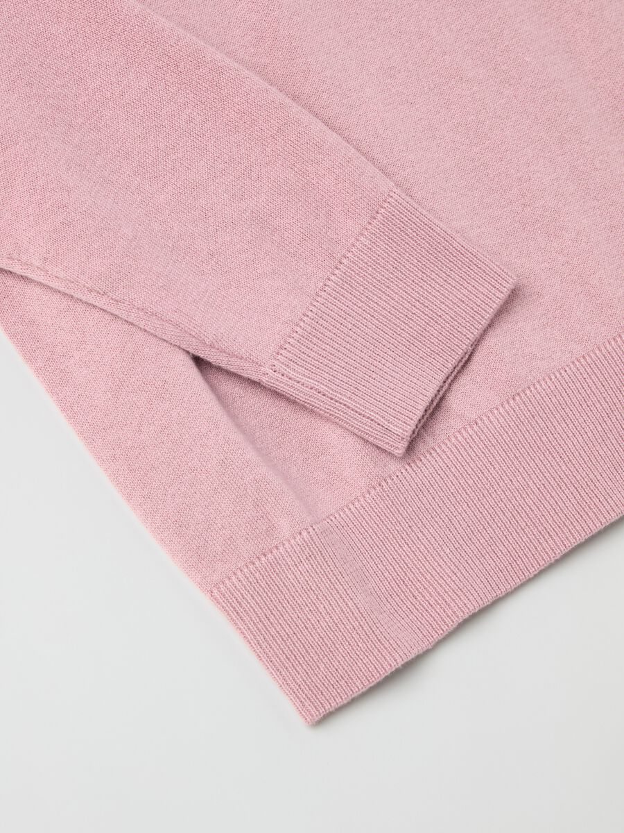 Round neck pullover_5