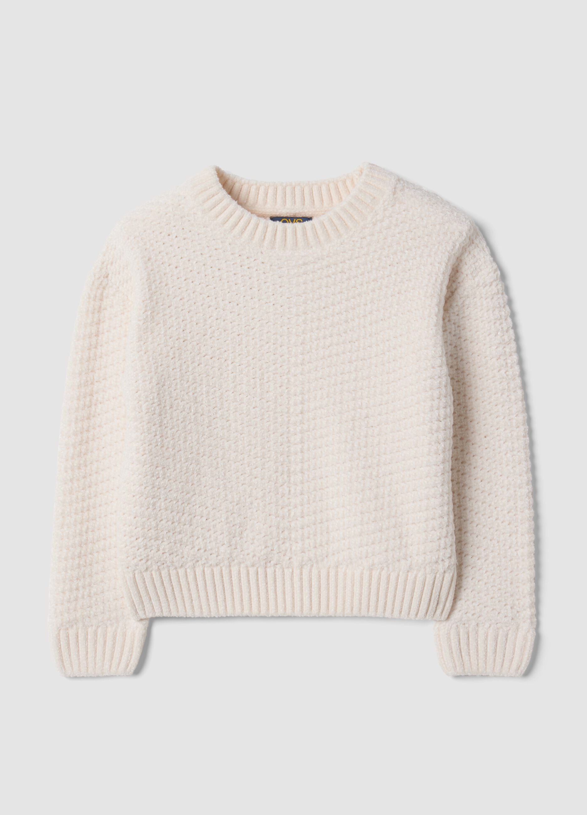 White long-sleeved crew-neck knit top