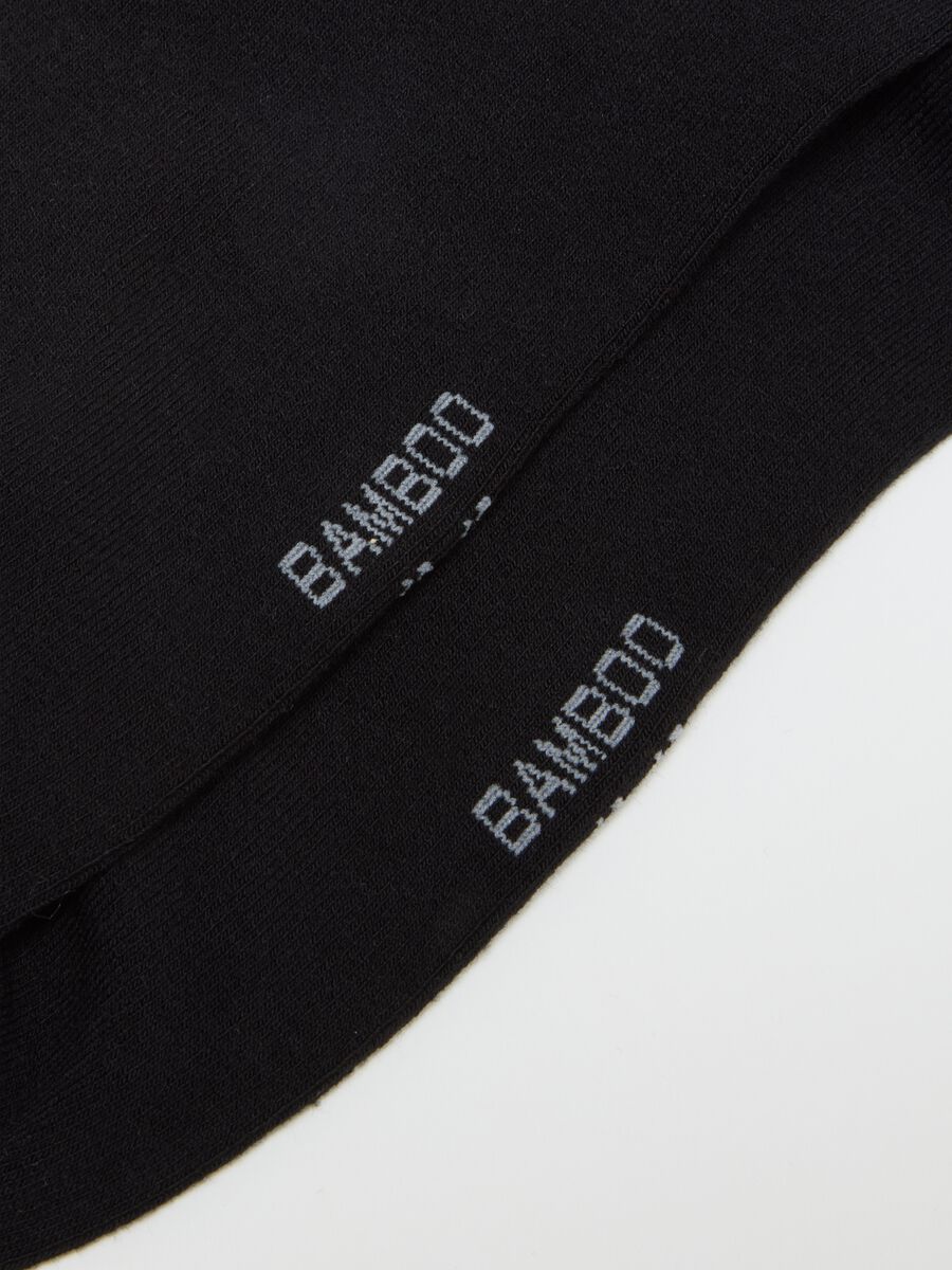 Black bamboo blend sports socks tripack_1