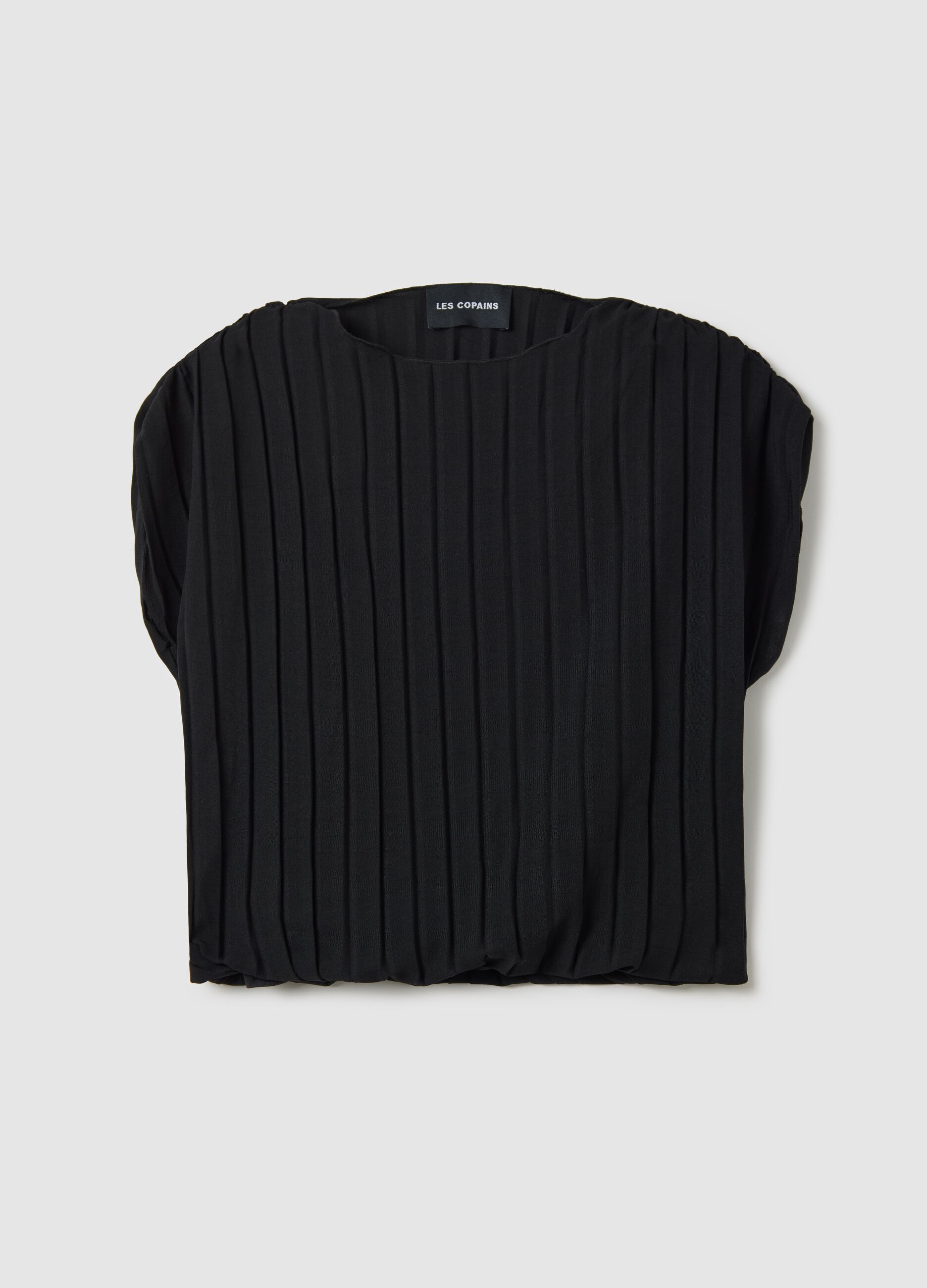 Black sleeveless T-shirt with flat ribbing
