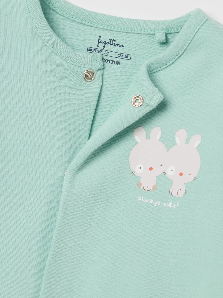 Two-pack onesie with feet and rabbits print_2