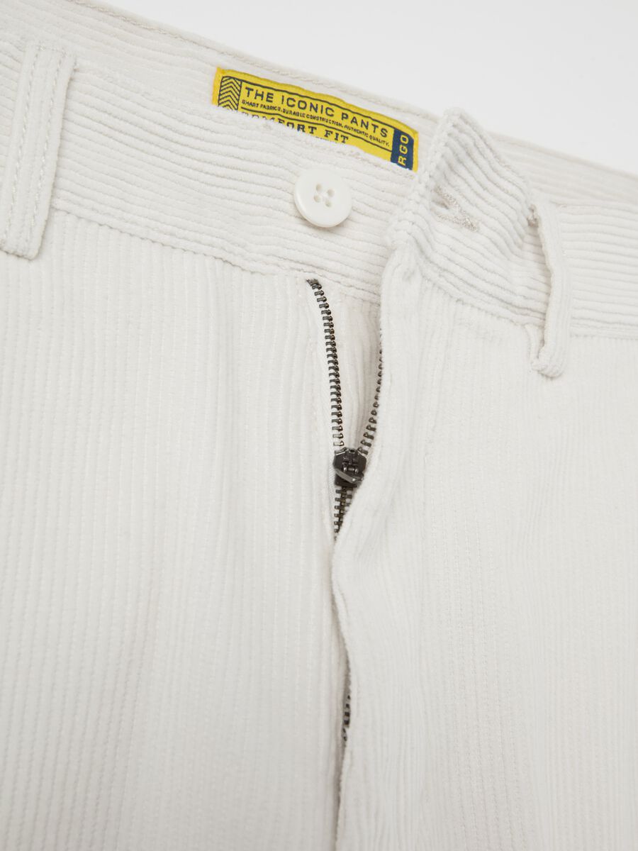Cargo trousers in corduroy_5