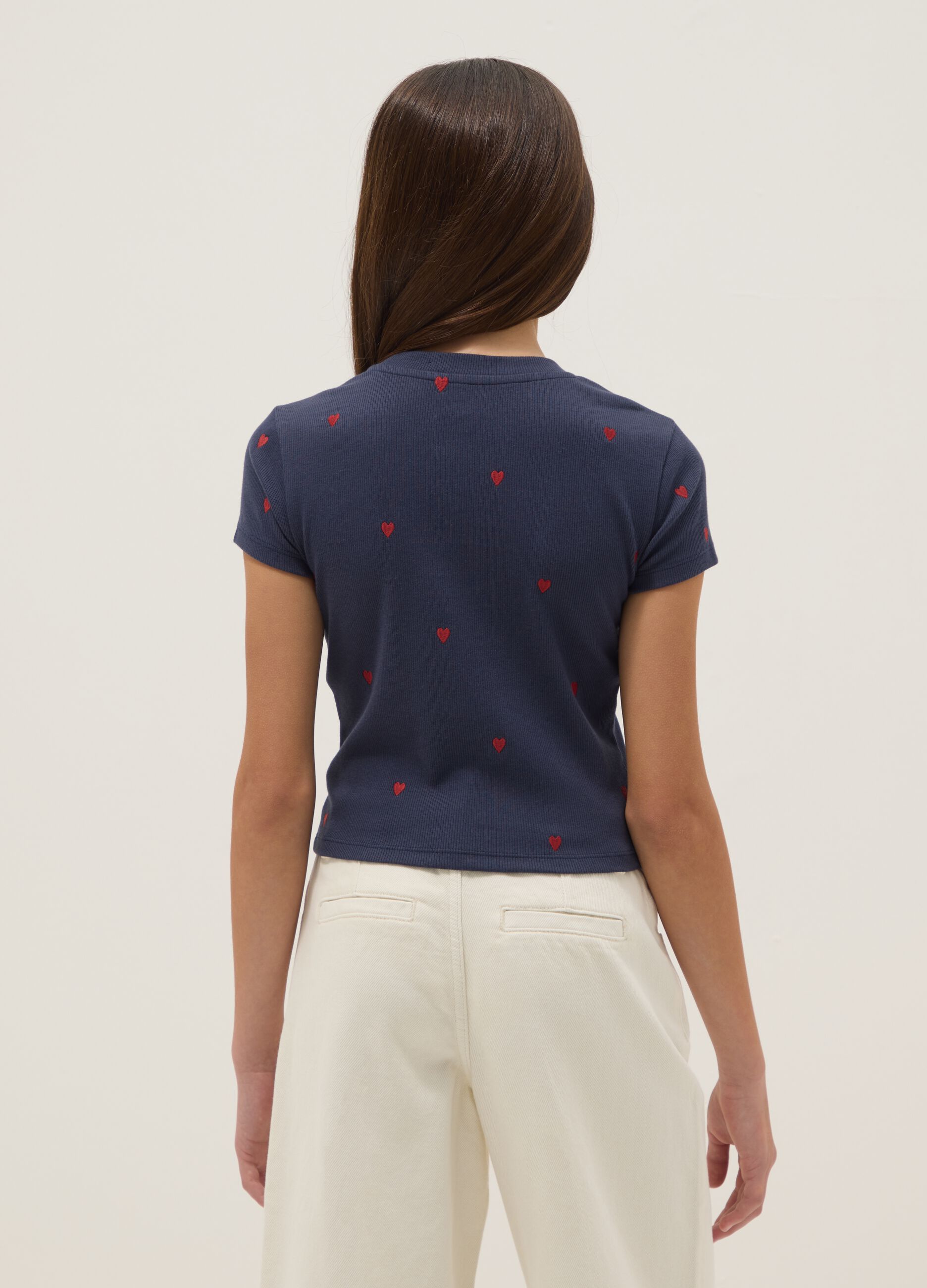 T-shirt blu per ragazza in cotone elasticizzato con ricamo cuori 