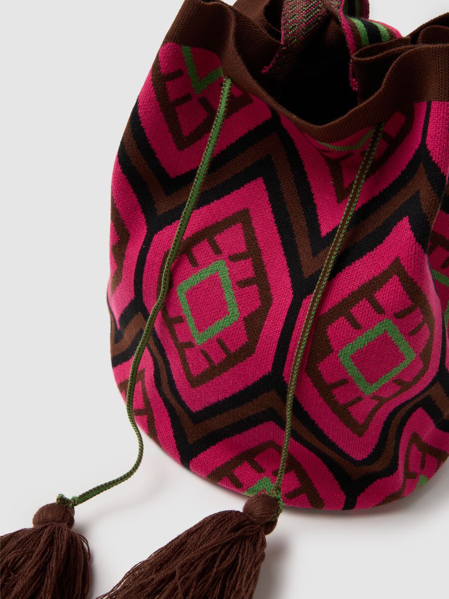 Multicolor ethnic detail beach bag with tassels_3