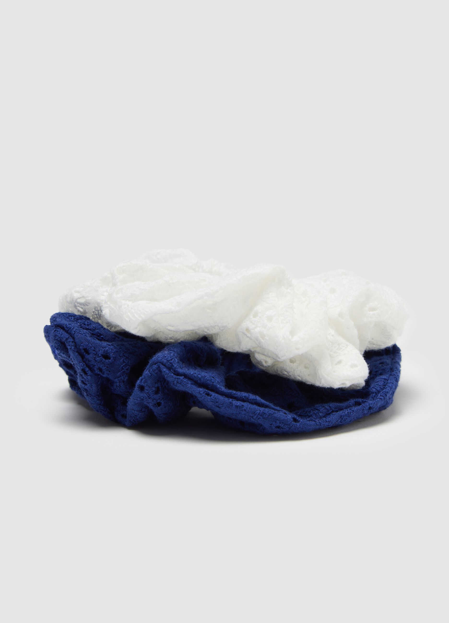 Women's multicolor pure cotton scrunchie with all-over embroidery