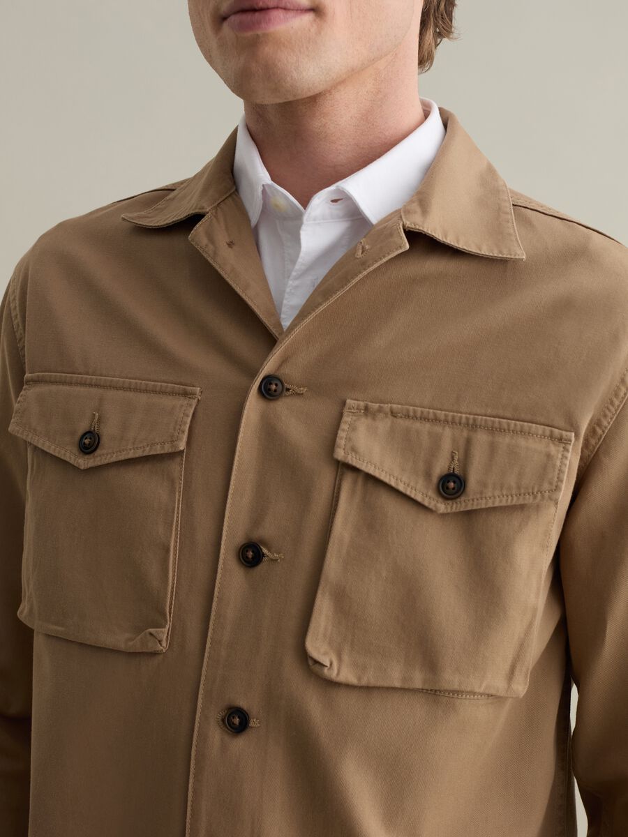 Solid colour shacket in twill_3