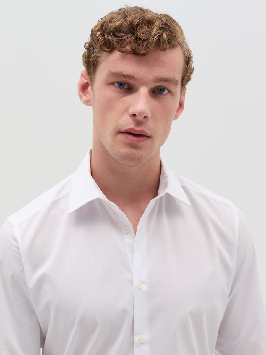 Solid colour slim fit shirt_1