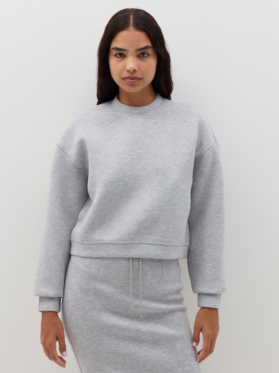 Boxy-fit sweatshirt with round neck_0