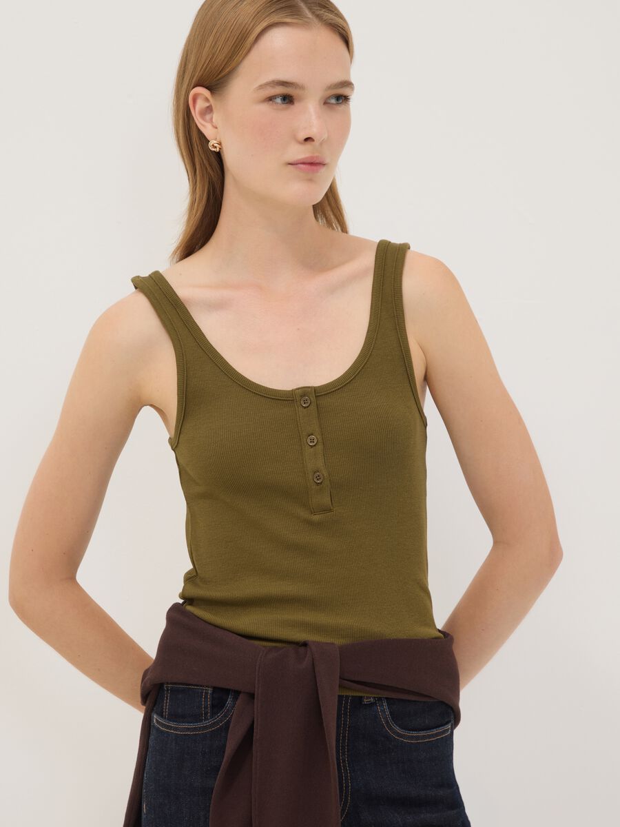 Tank top verde in cotone elasticizzato con bottoni regular fit_1