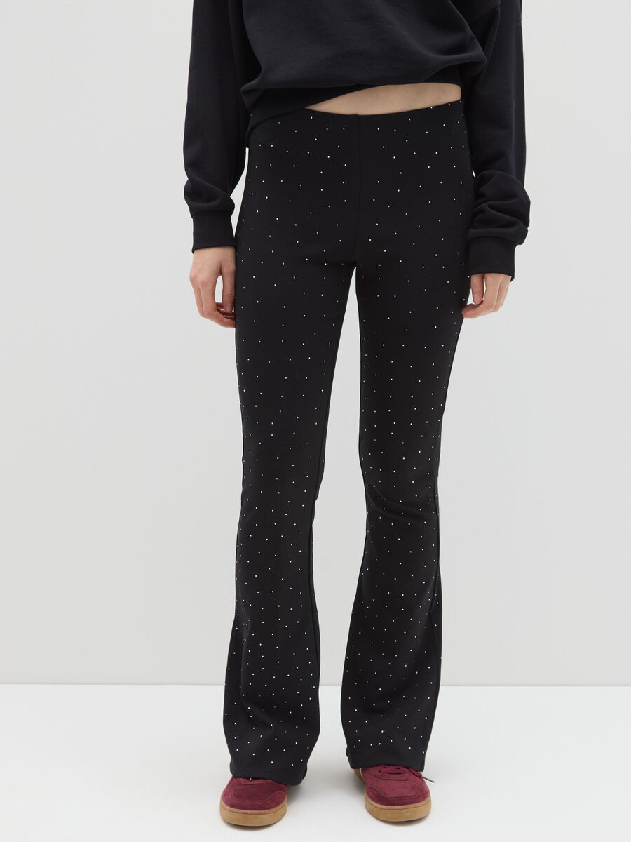 Pantaloni in cotone elasticizzato neri flare_1