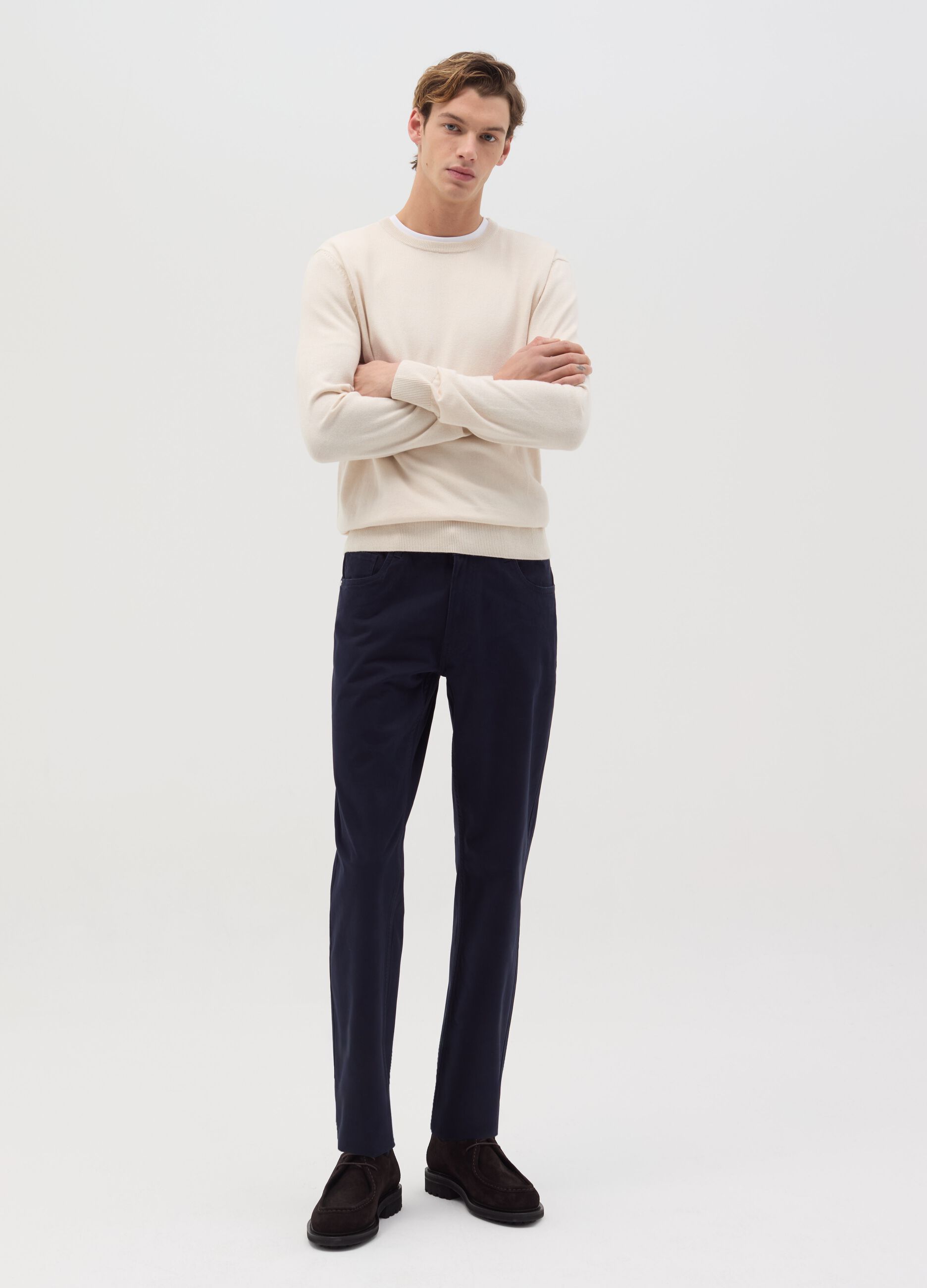 Slim-fit trousers with five pockets