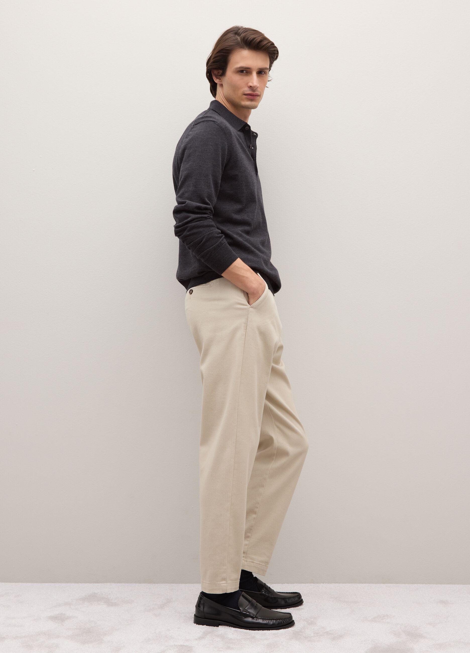 Polo in maglia di pura lana merino grigia scura