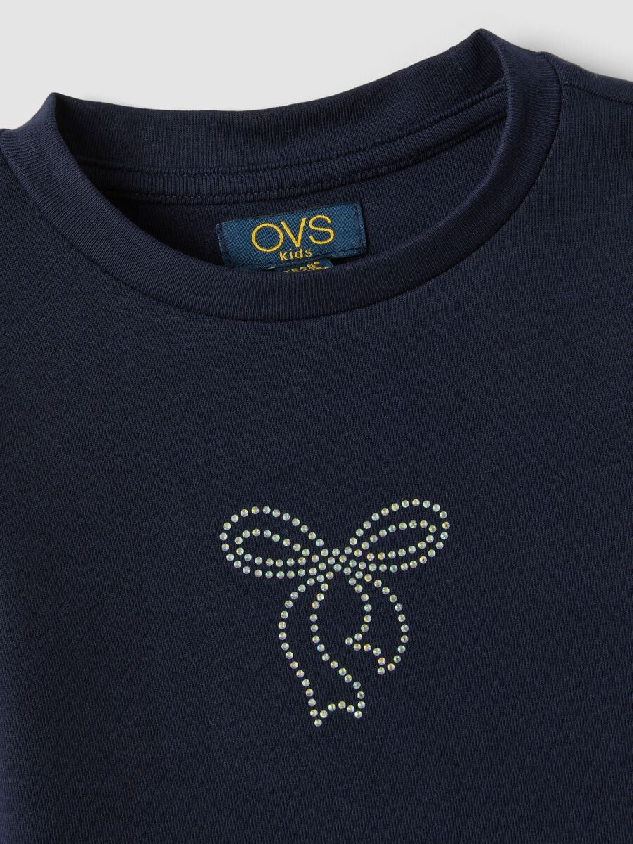 T-shirt blu in cotone organico elasticizzato con stampa per bambina_2