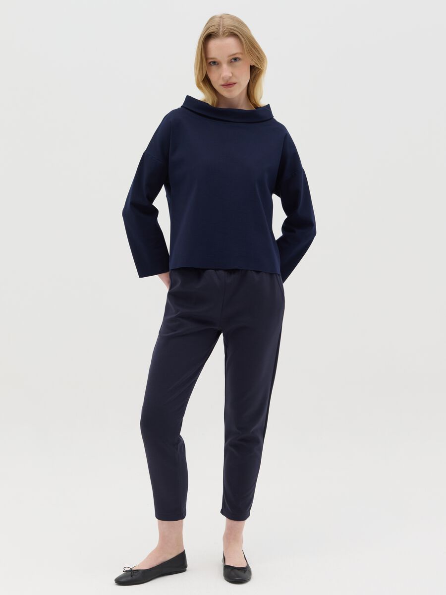 Blue cropped-fit trousers in stretch viscose blend_0