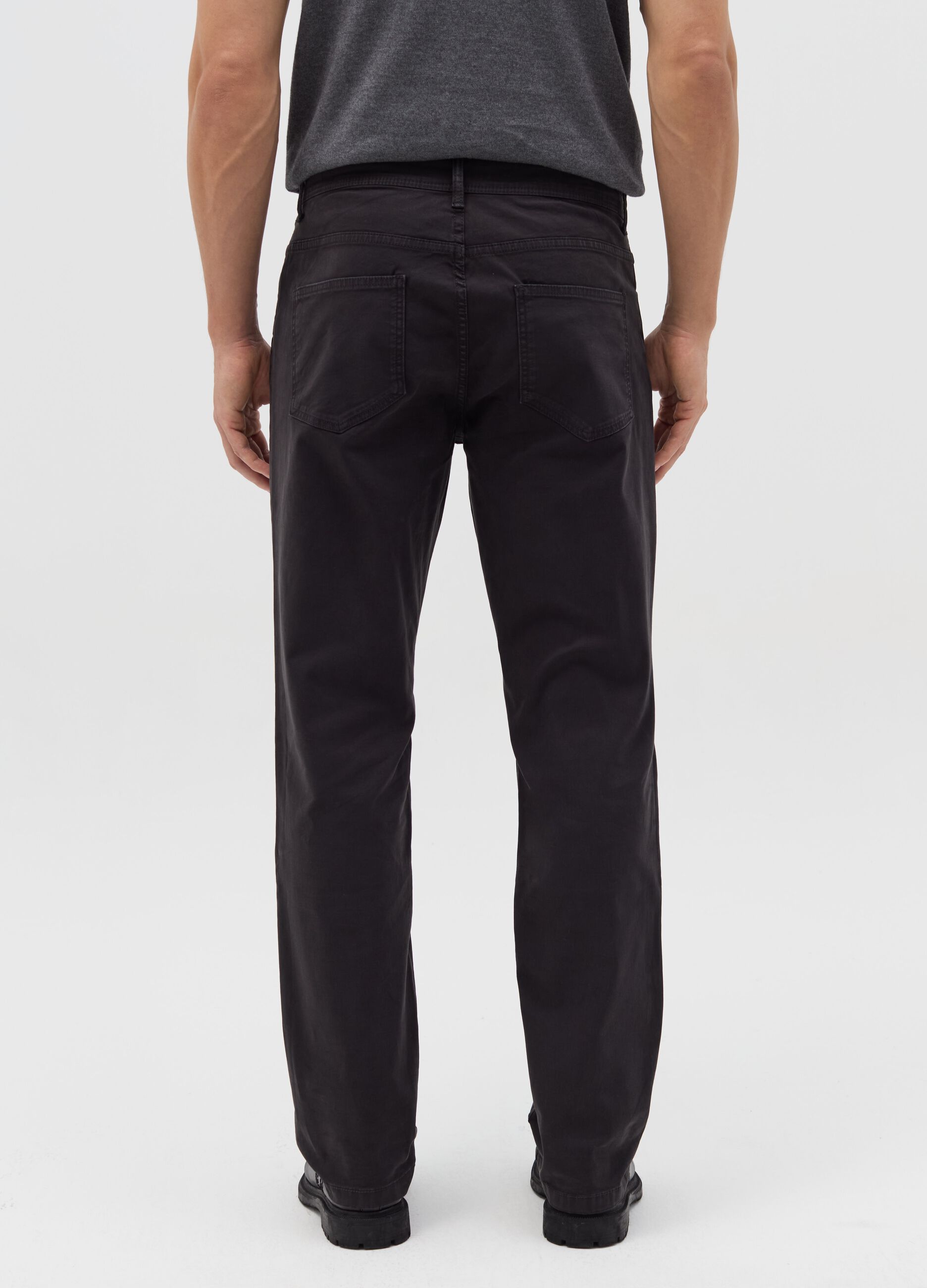 Pantaloni regular fit cinque tasche