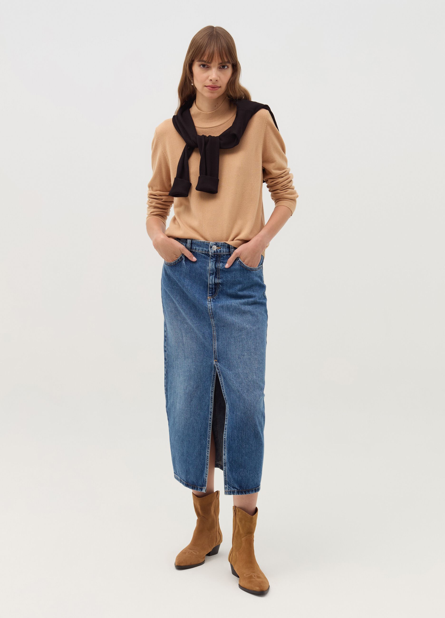 Long-sleeved top with mock neck
