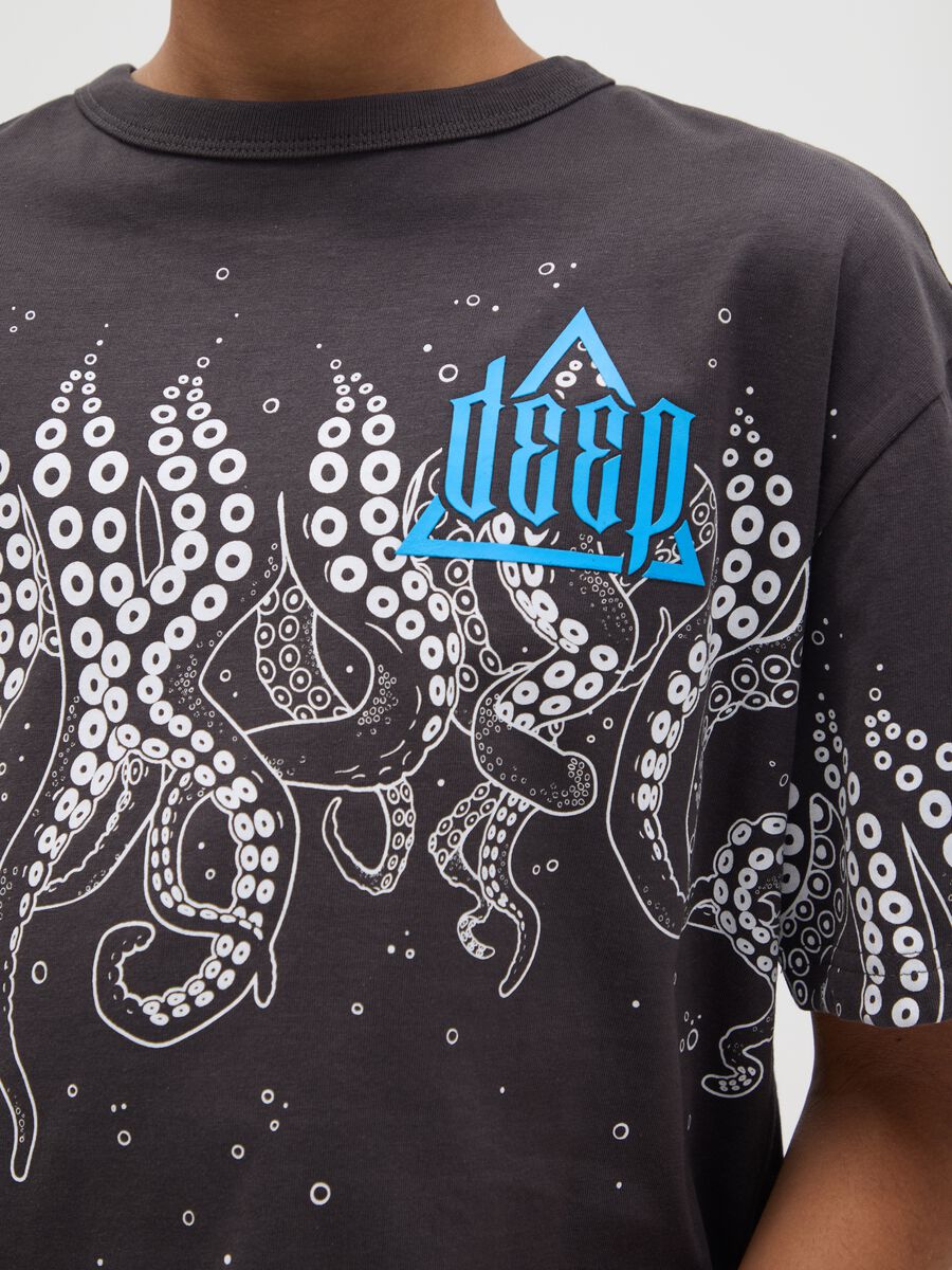 Cotton T-shirt with "Deep" octopus print_2