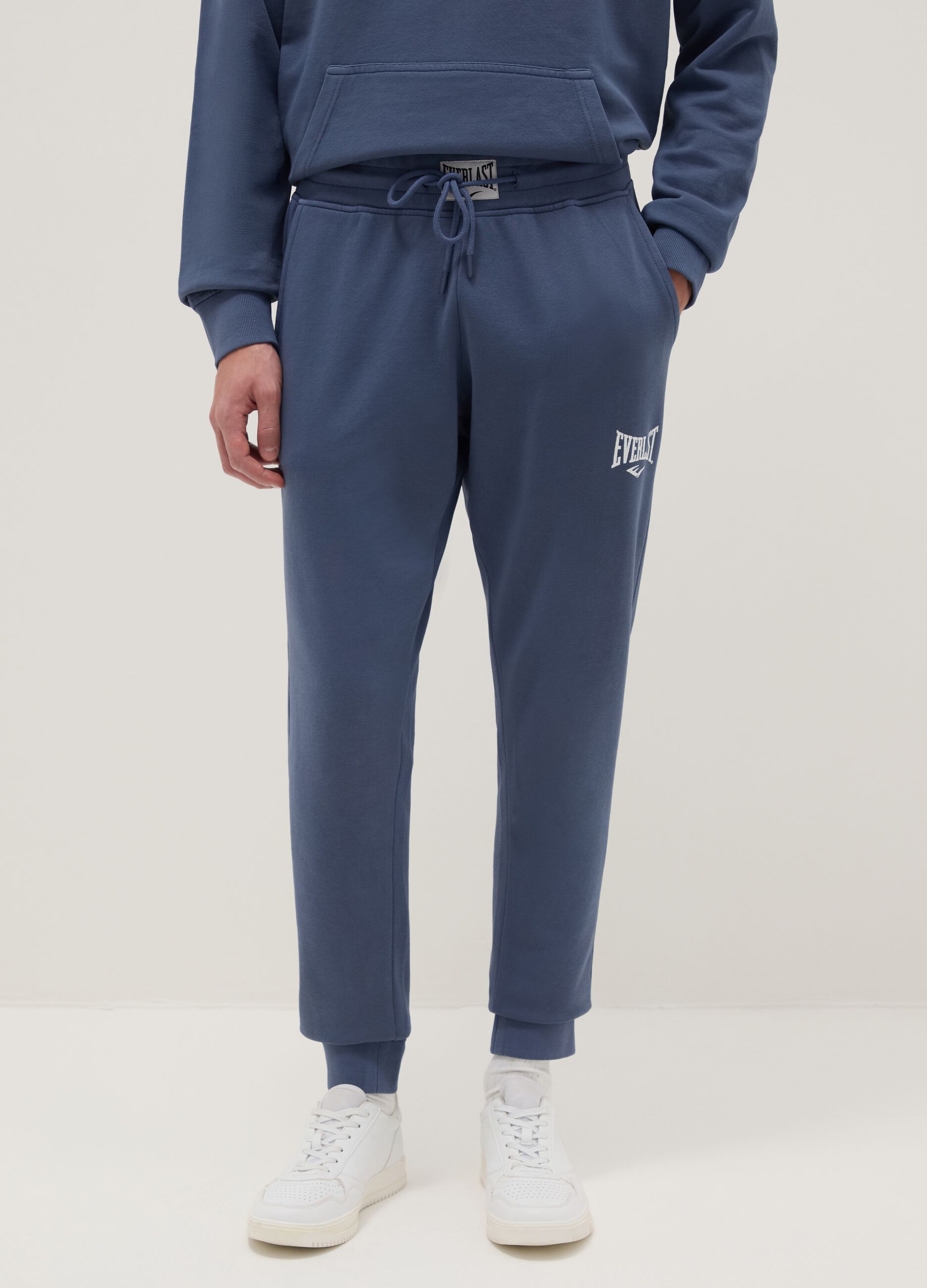 Blue cotton blend jogger trousers regular fit with Everlast logo