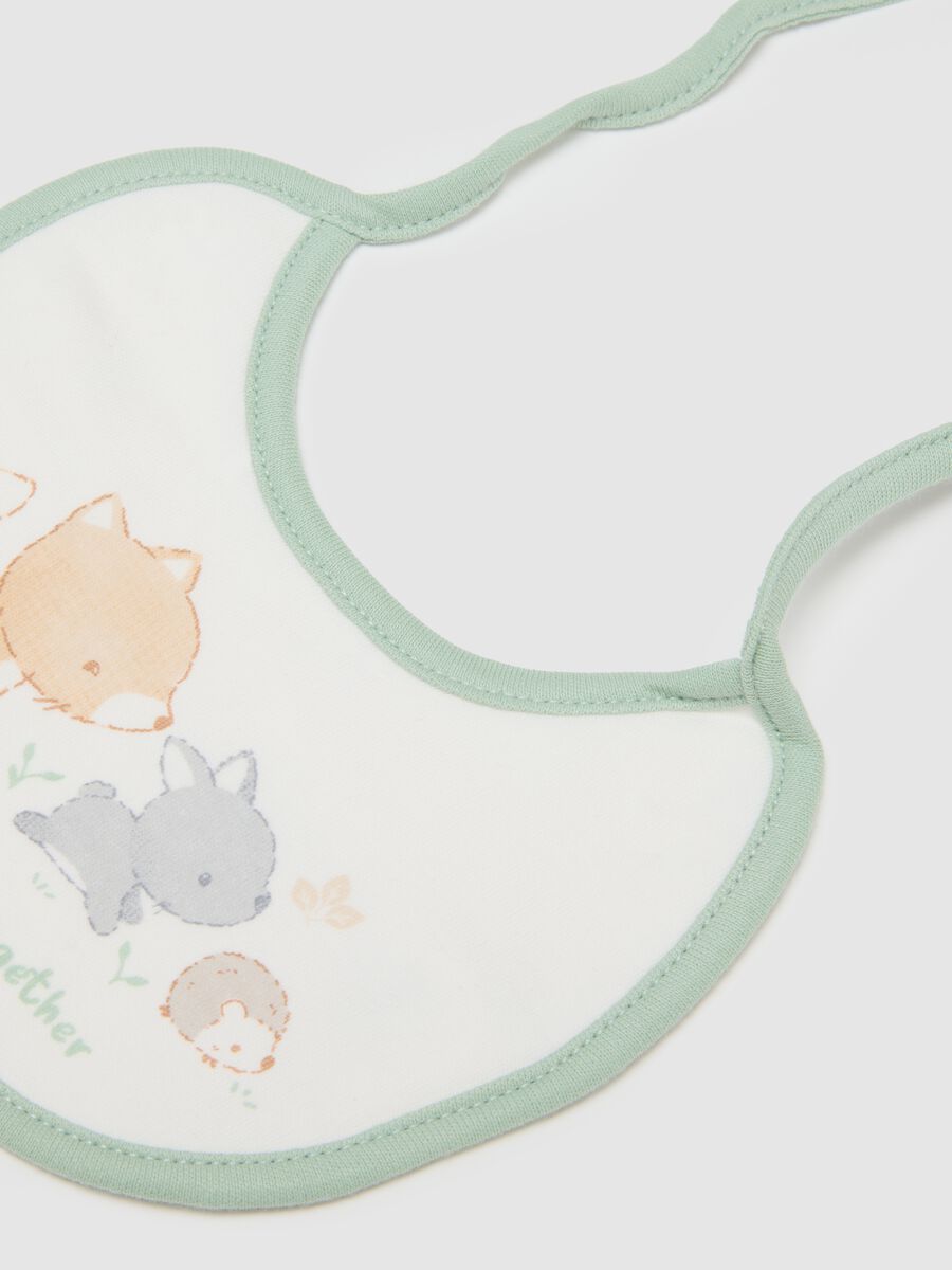 Pack of two baby bibs in pure white cotton_2