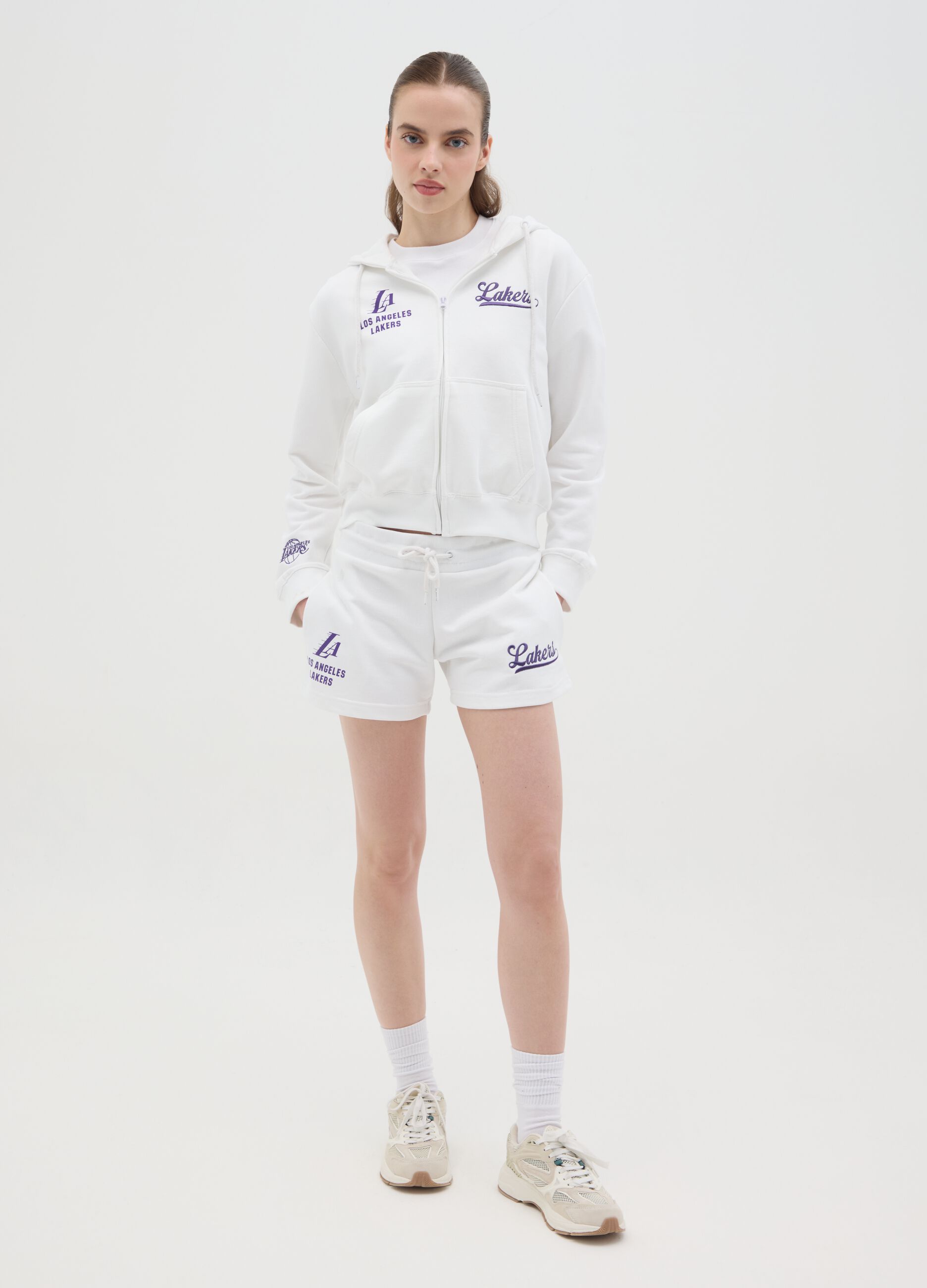 White full-zip sweatshirt with hood and NBA Los Angeles Lakers embroidery