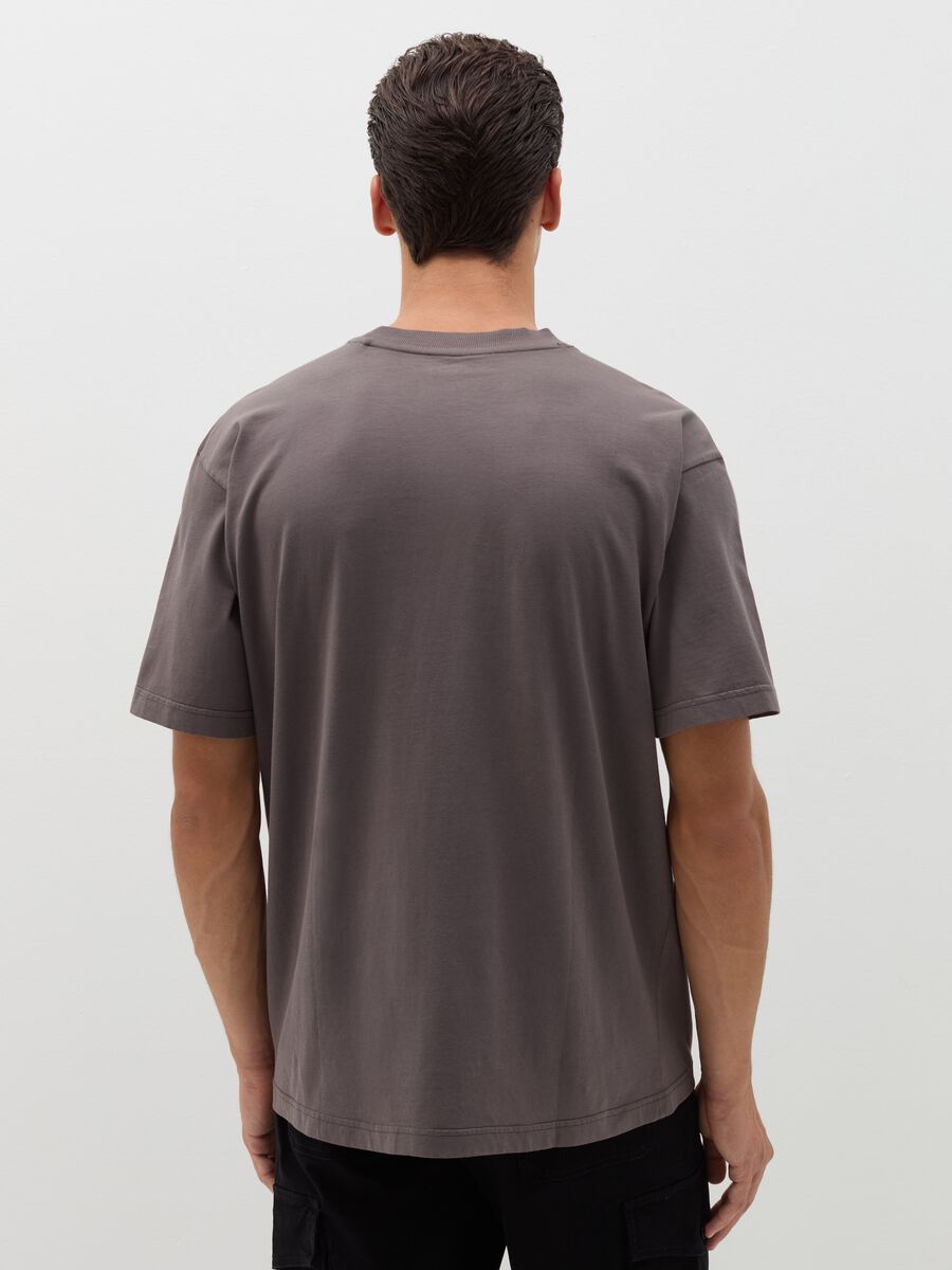 T-shirt in cotone con stampa_2