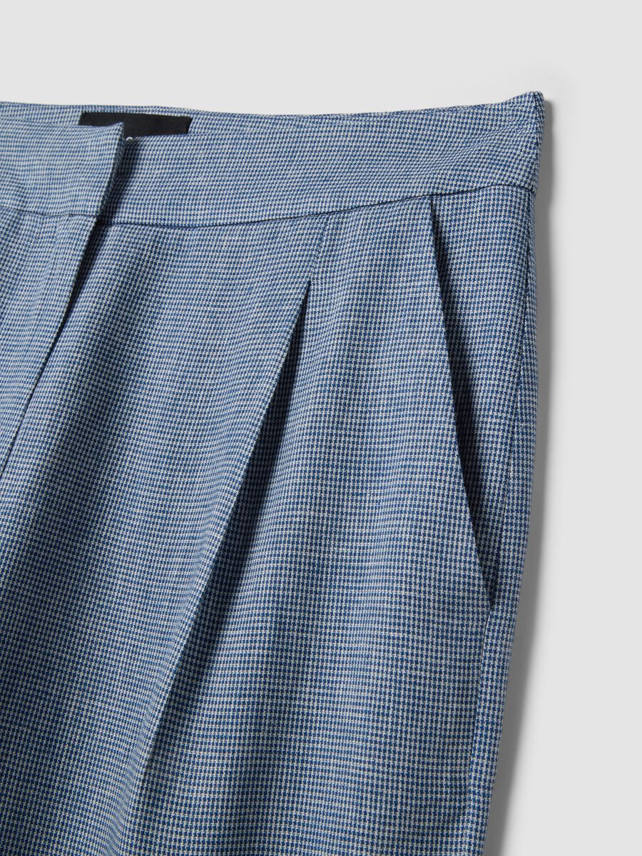 Linen-blend wide-leg trousers with blue and white micro-checks_5