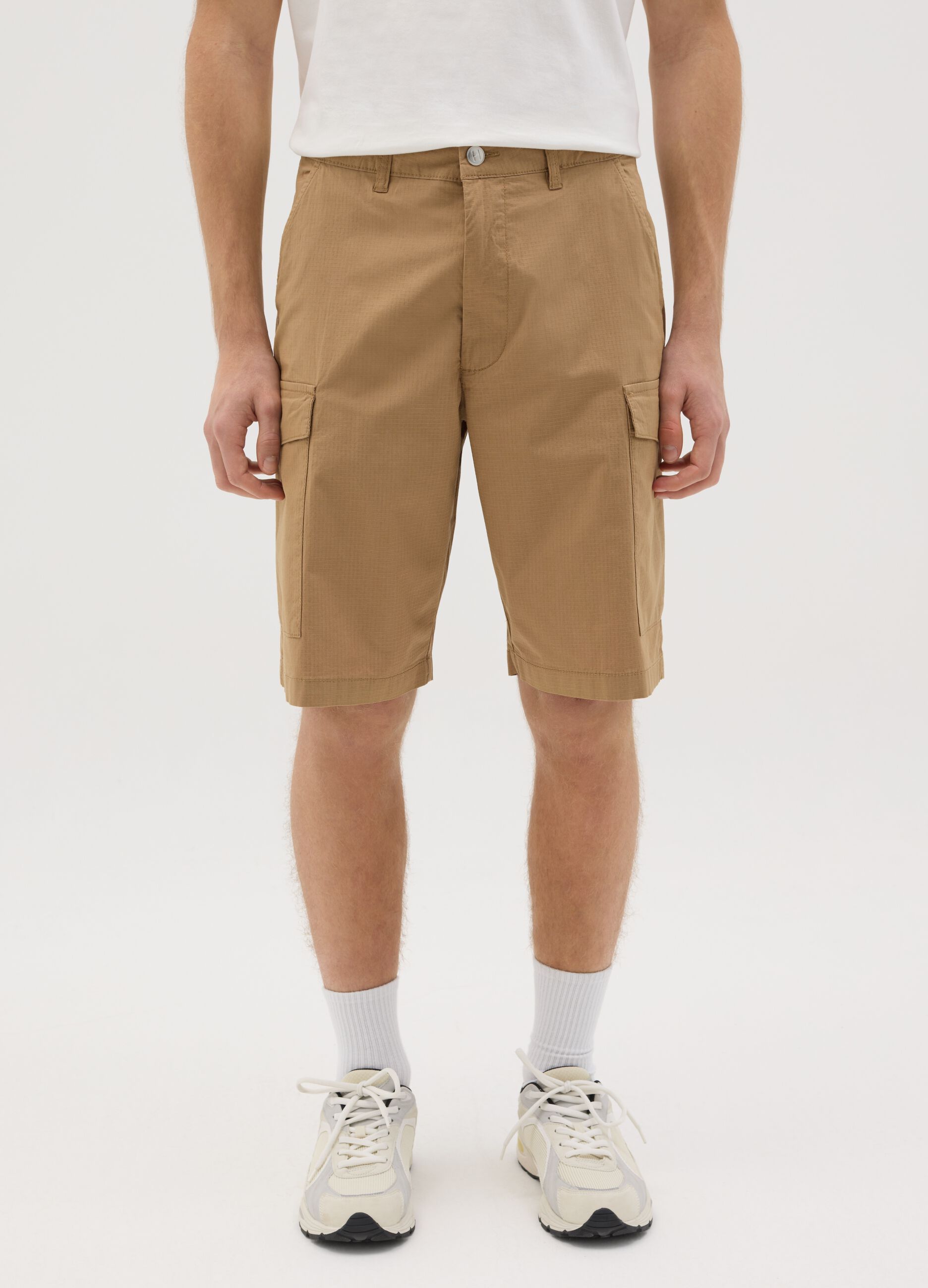 Short cargo da uomo in cotone elasticizzato beige regular fit
