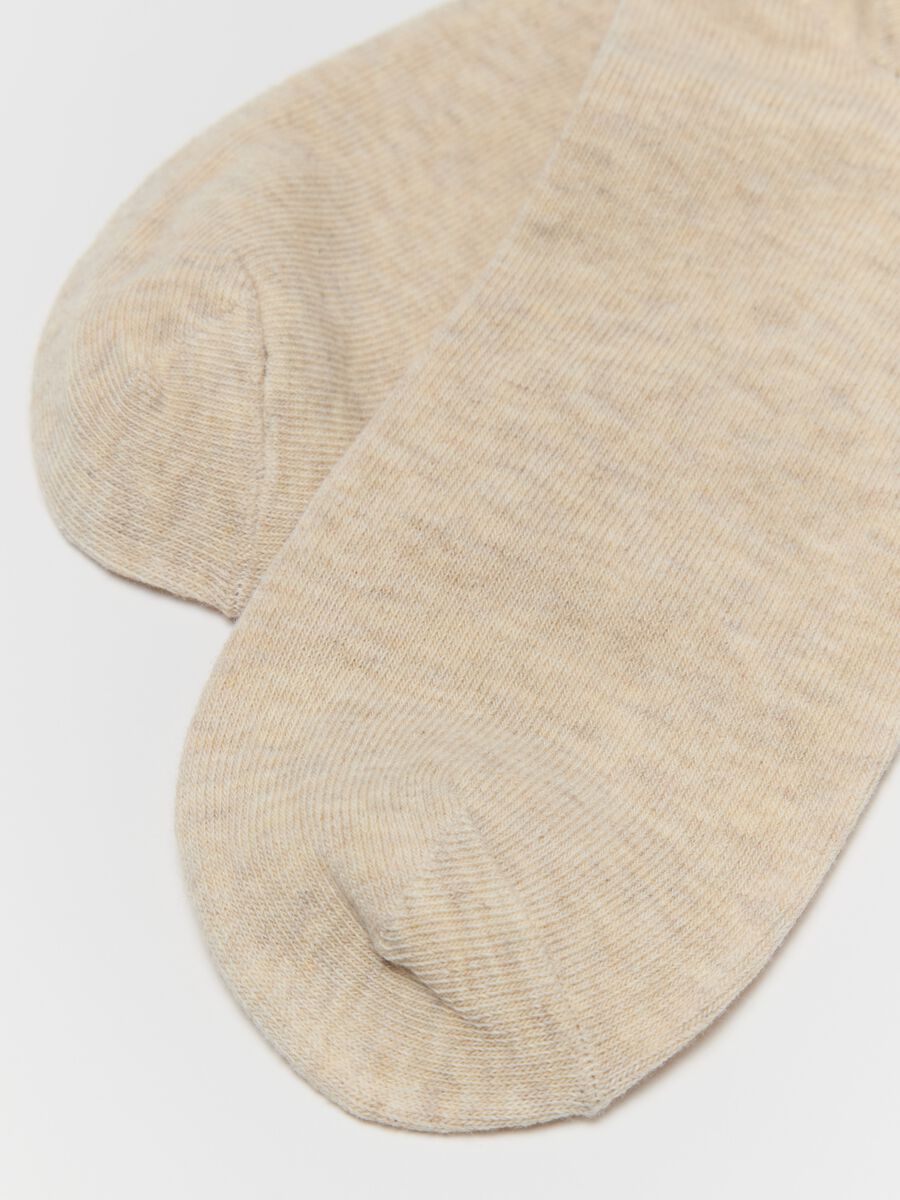 Short socks with embroidery_2