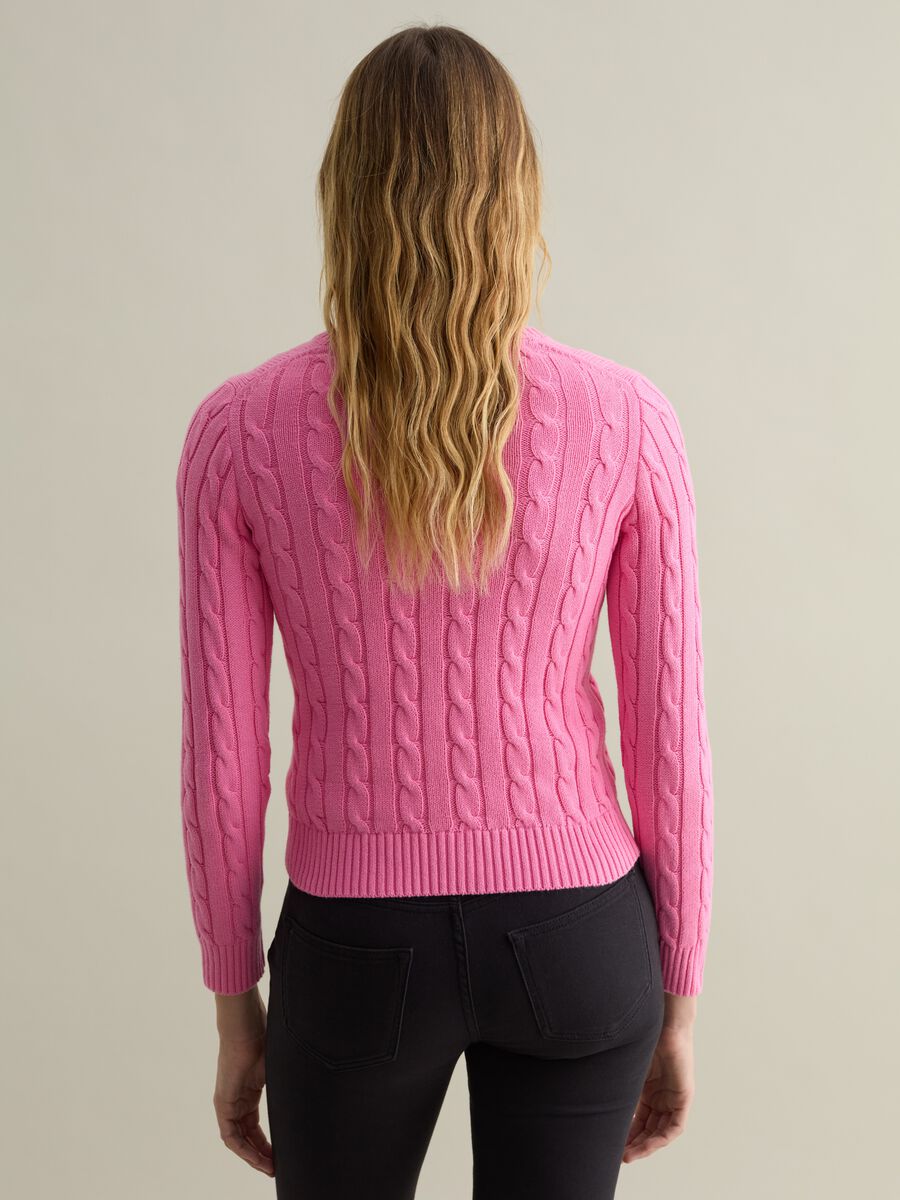 Ribbed pullover with cable-knit design_2