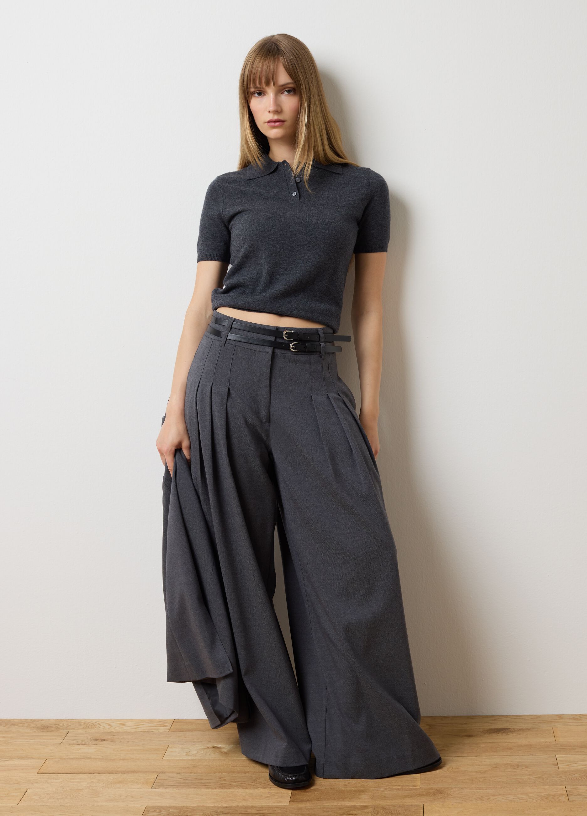 Pantaloni grigi wide leg