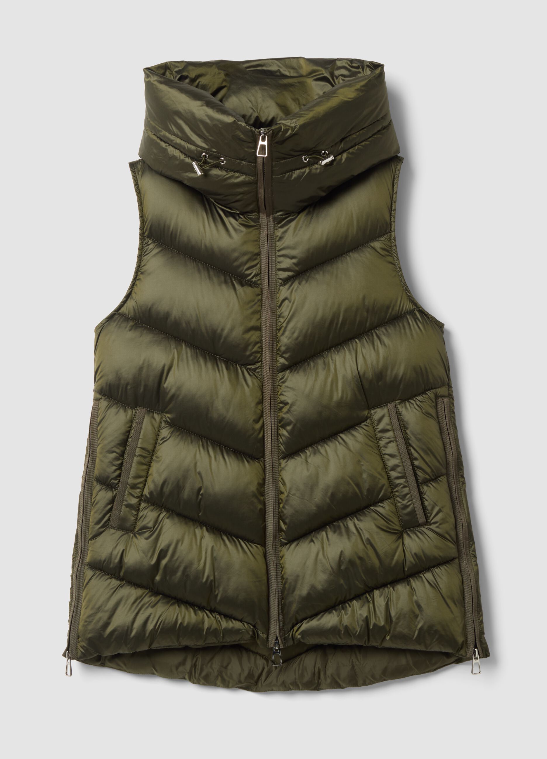 Military green padded gilet, regular fit, with hood