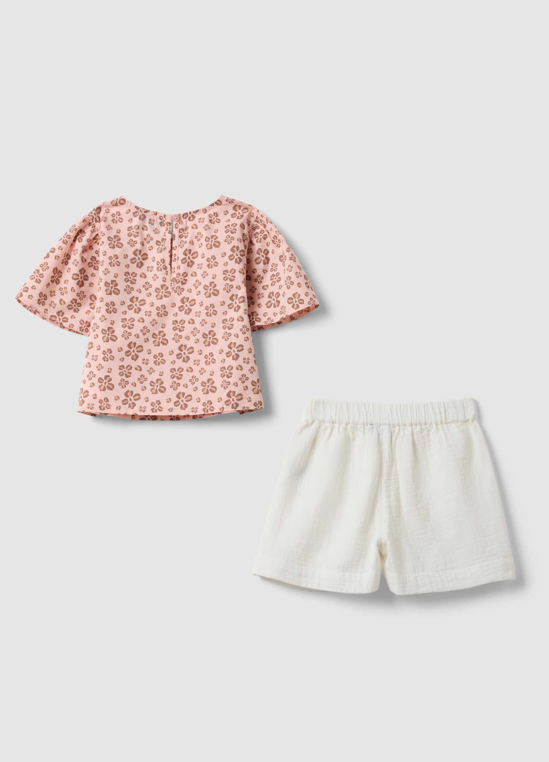 Pink pure cotton set with printed blouse and shorts
