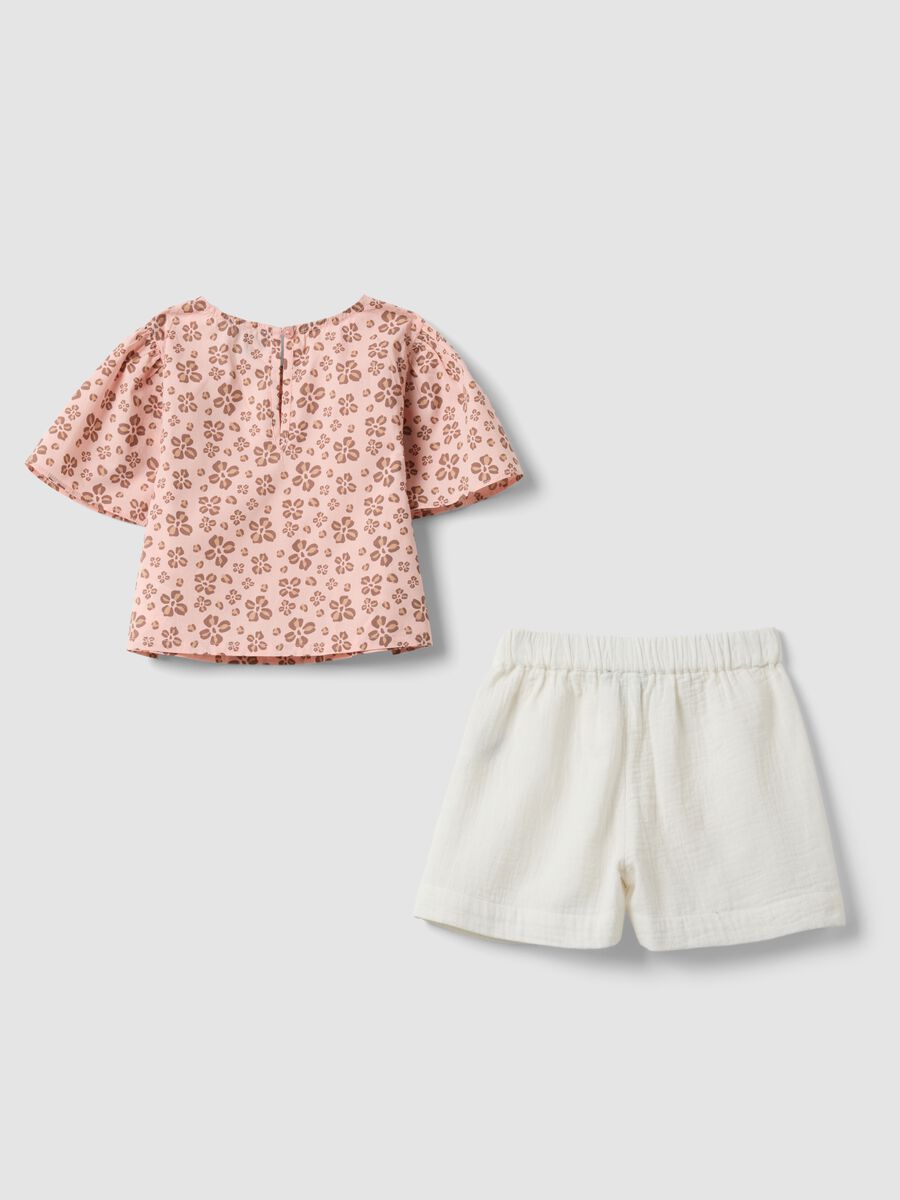 Pink pure cotton set with printed blouse and shorts_1