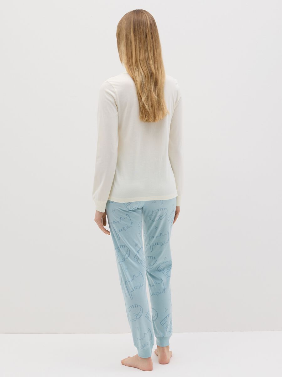 White and light blue cotton pyjamas with cat print_2