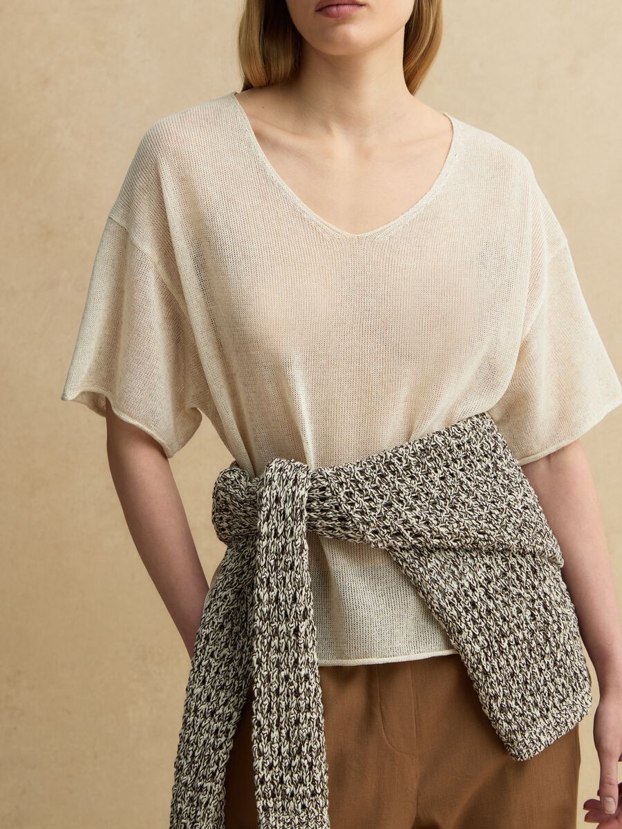 Maglia in misto lyocell e lino beige oversize fit con scollo a V_2