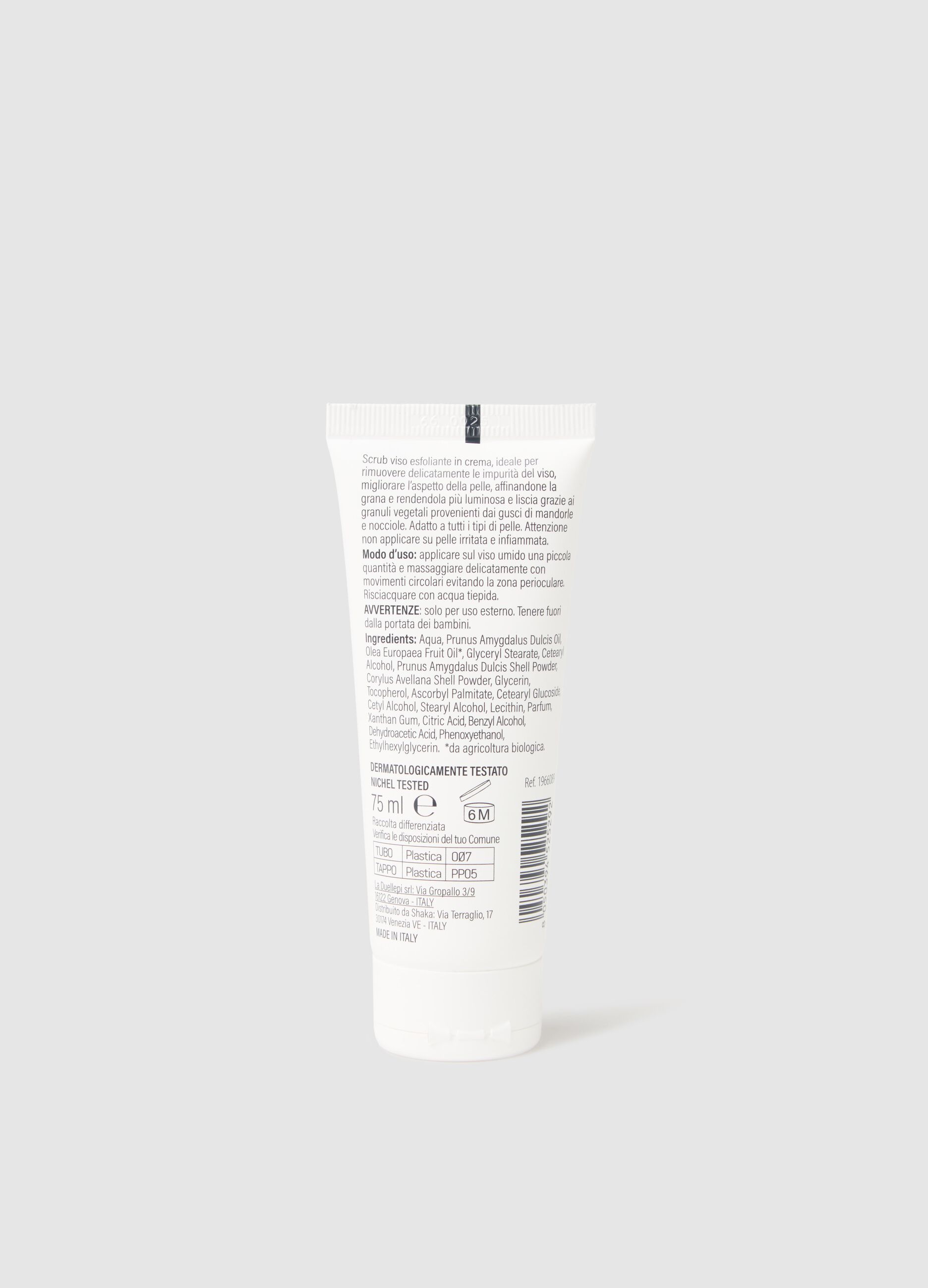 Delicate daily exfoliating face scrub