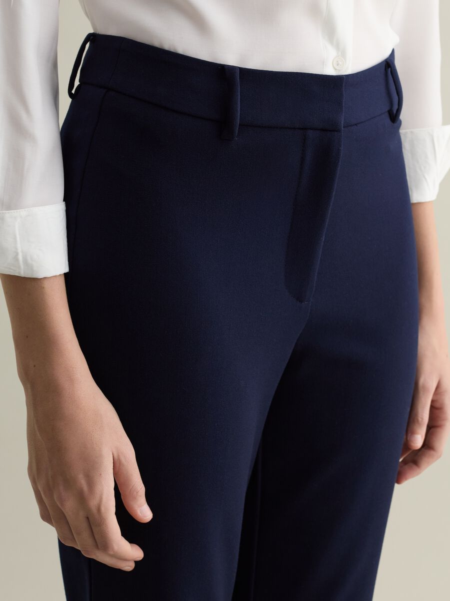 Straight-fit trousers in viscose blend_3