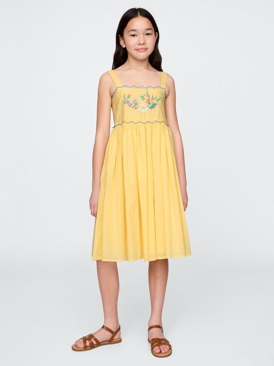 Yellow summer dress with floral embroidery in cotton_0