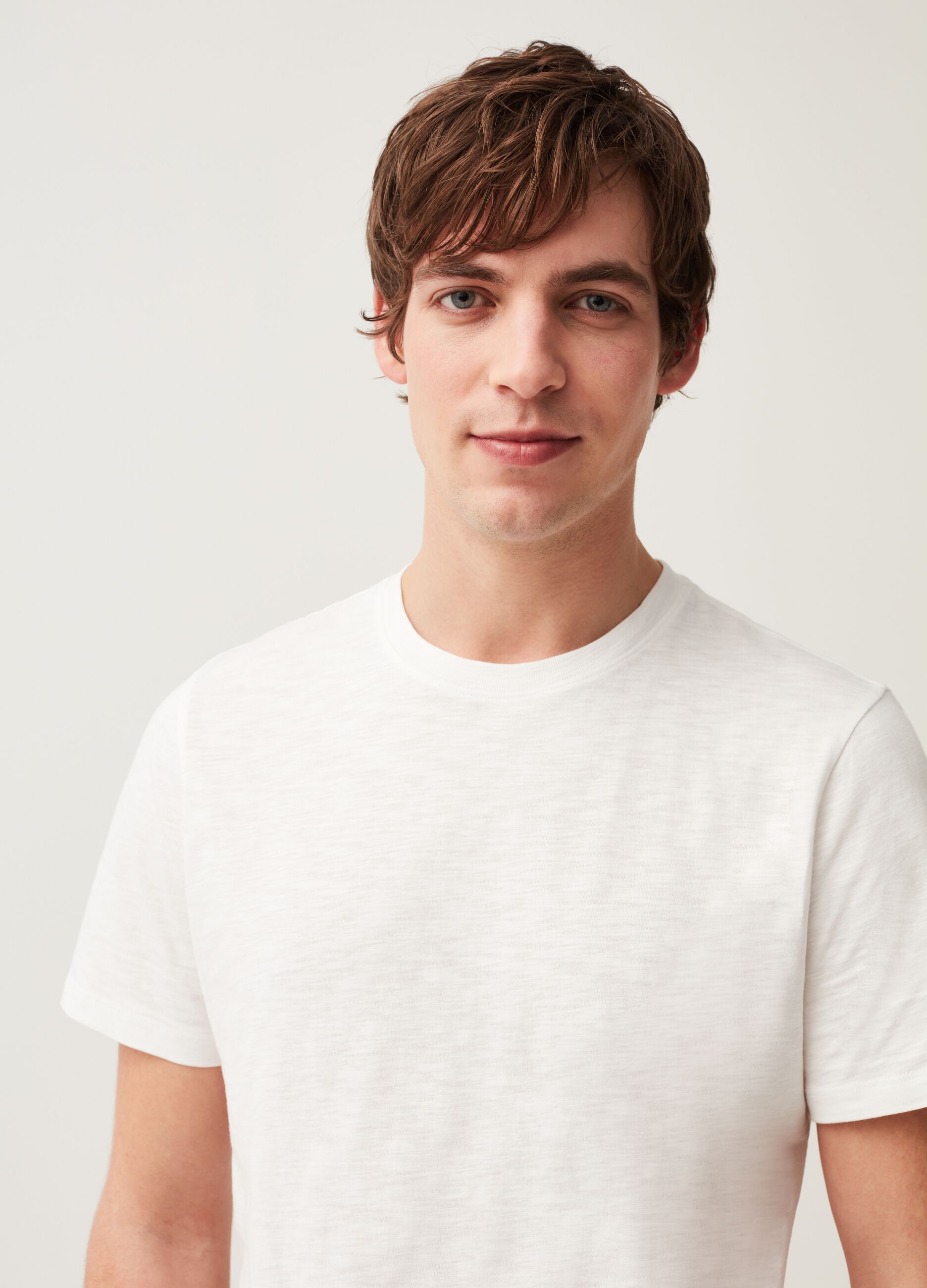 Round-neck T-shirt in jersey slub